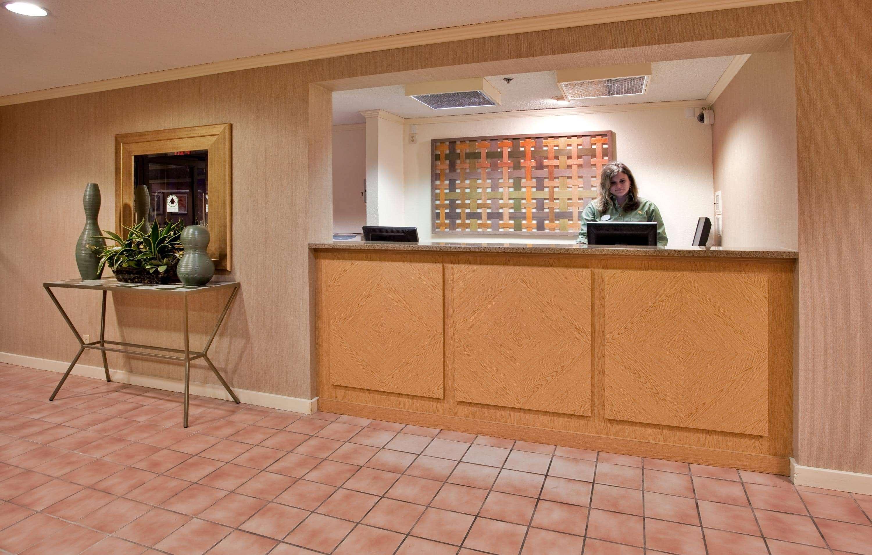 La Quinta By Wyndham Des Moines West Clive Hotell Exteriör bild