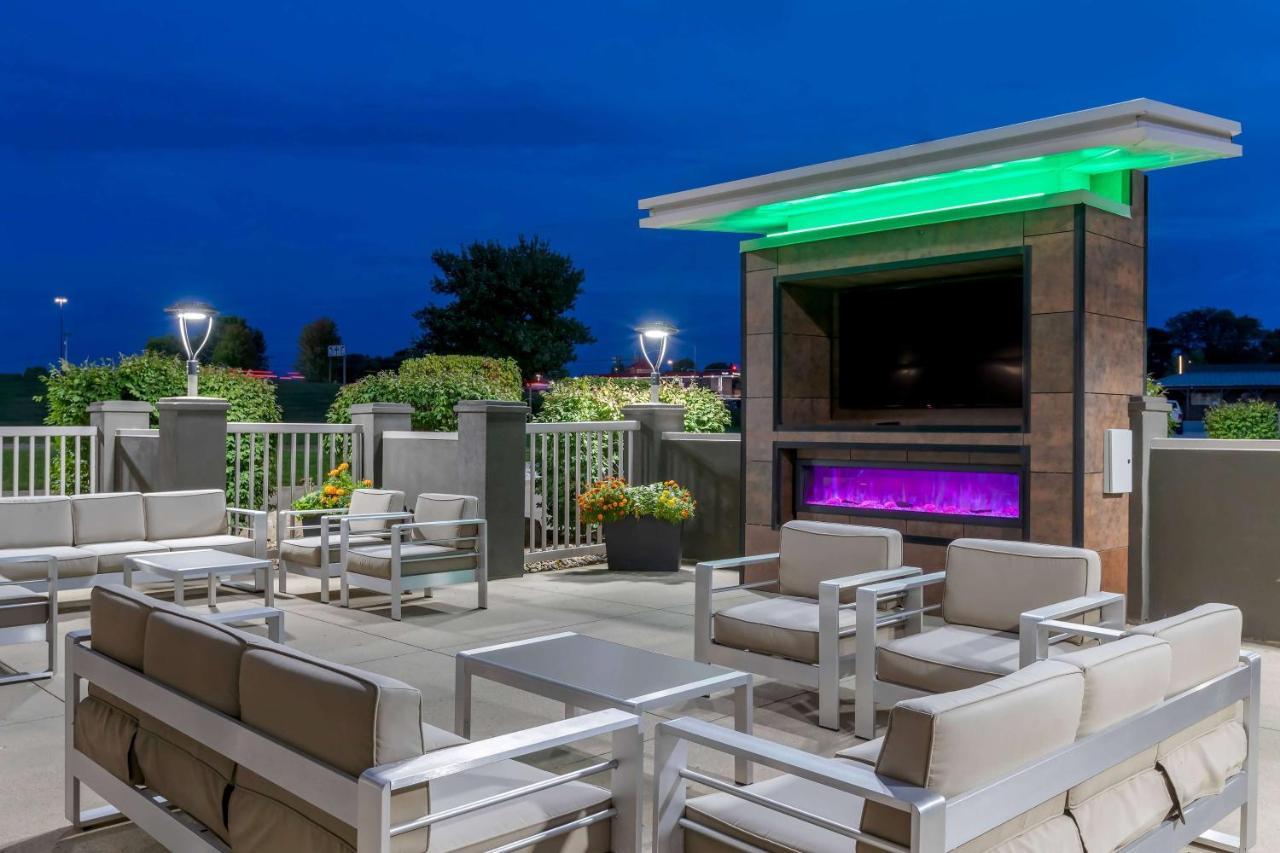 La Quinta By Wyndham Des Moines West Clive Hotell Exteriör bild