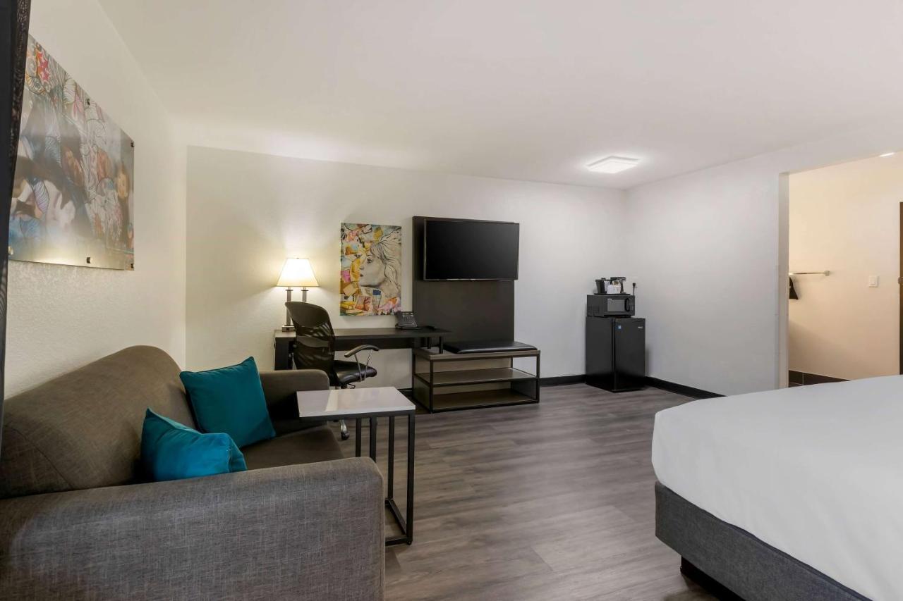 La Quinta By Wyndham Des Moines West Clive Hotell Exteriör bild